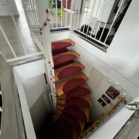 アパート Penthouse Am Langen Felde ライプツィヒ